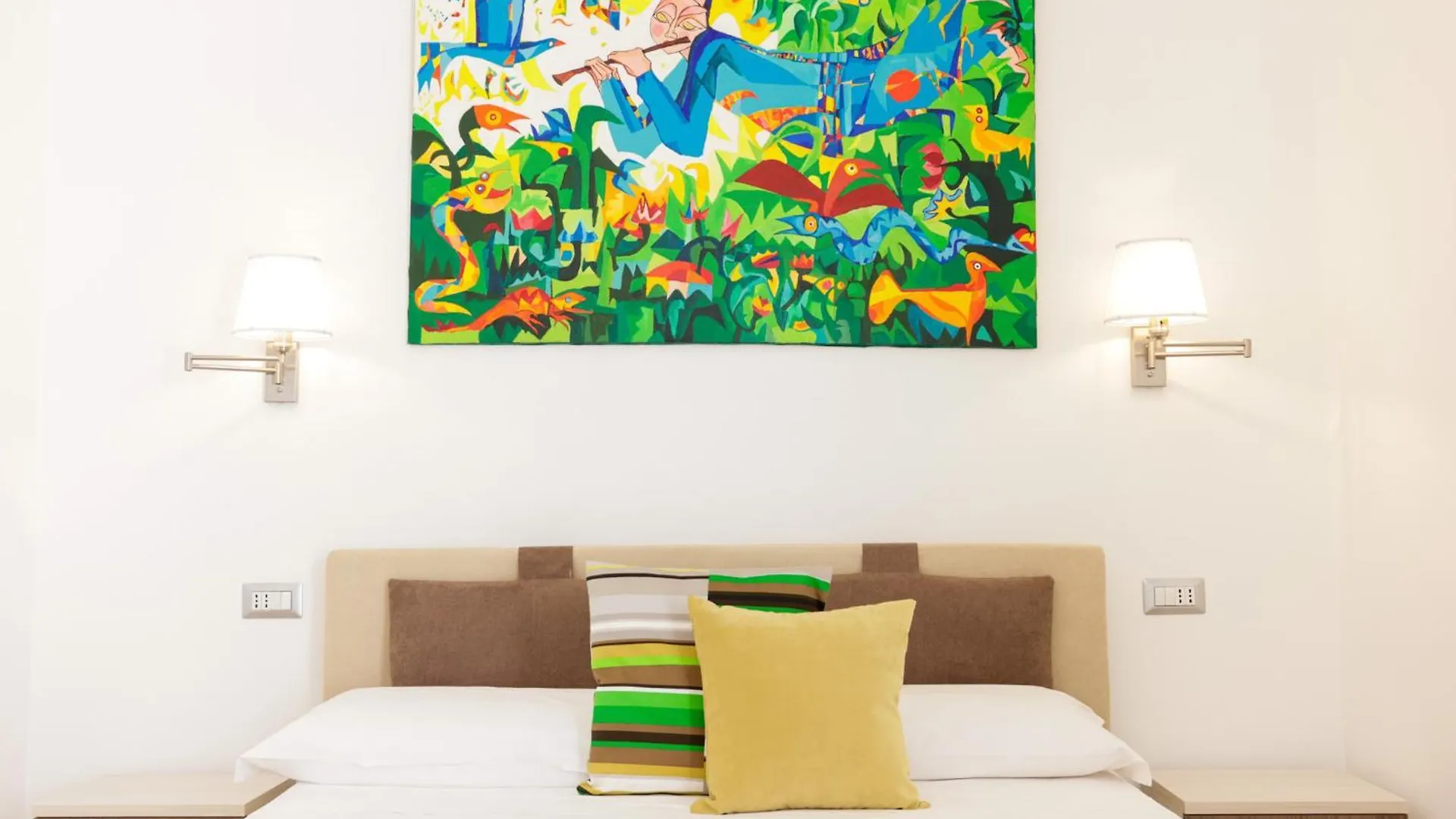 Pessina 90 Rooms Naples