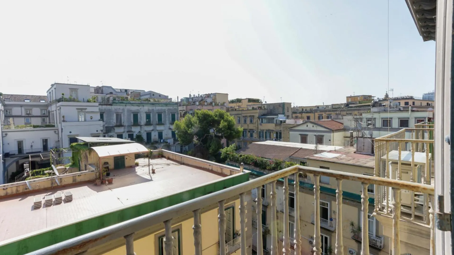 Pessina 90 Rooms Naples