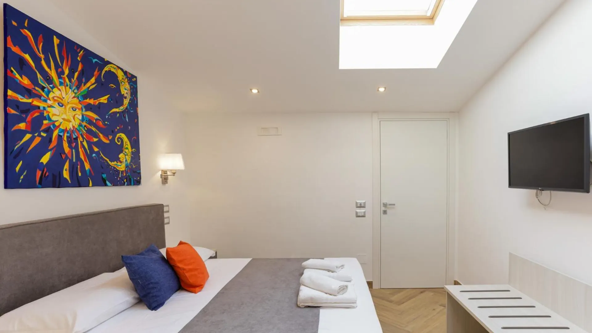 Pessina 90 Rooms Naples Apartment