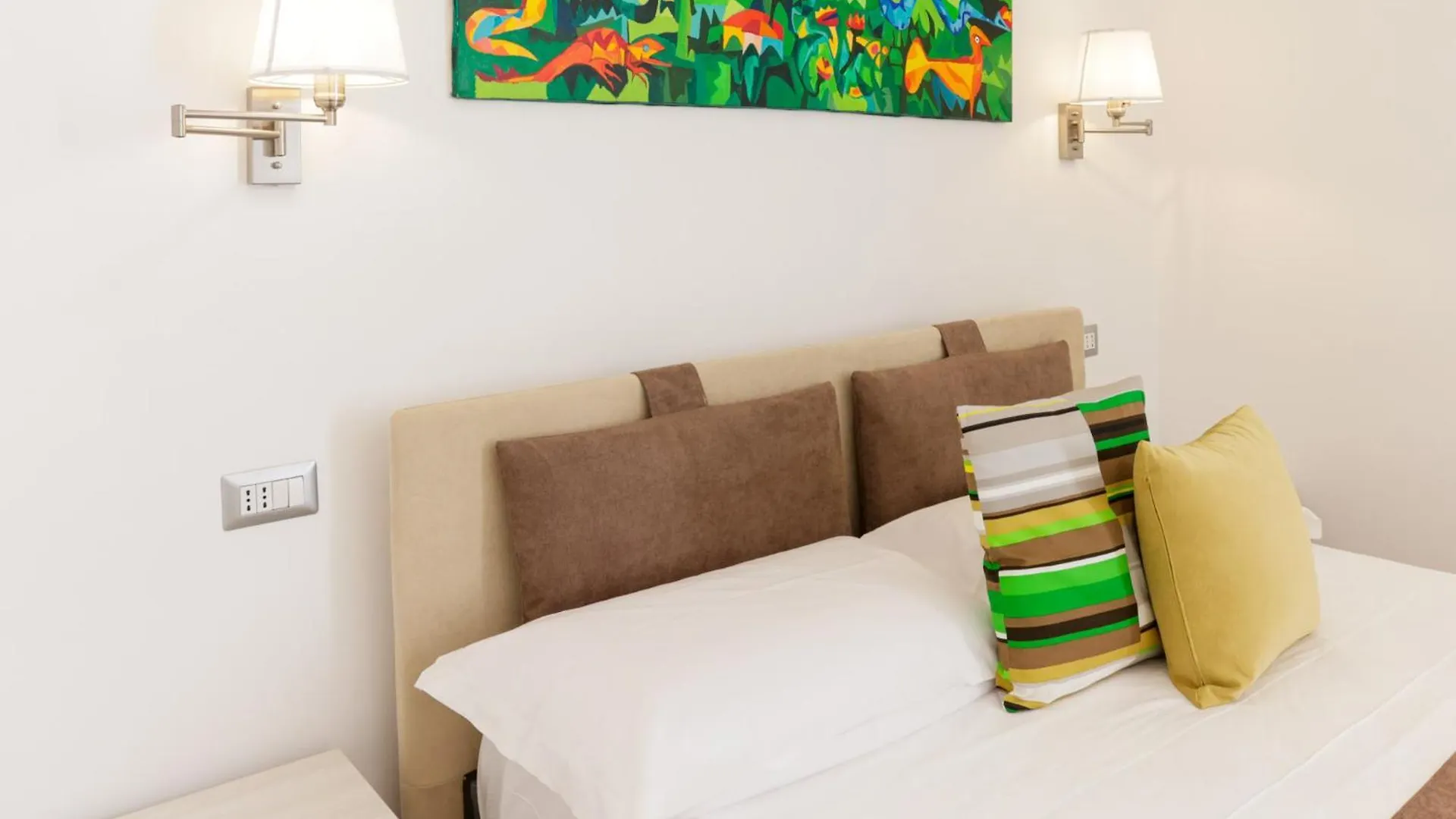 Apartment Pessina 90 Rooms Naples